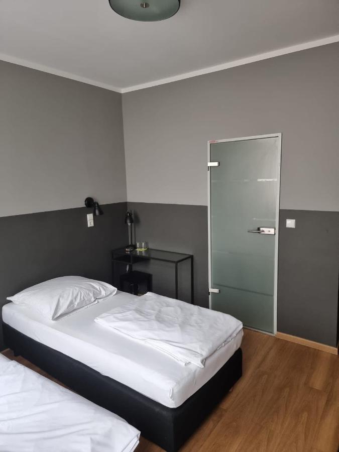 אופנבאך Hotel Fly ' In מראה חיצוני תמונה